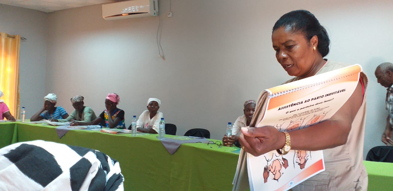 Unfpa Mozambique Unfpa Conducts Workshop With Traditional Midwives